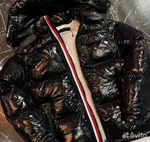 Пуховик мужской Moncler глянцевый