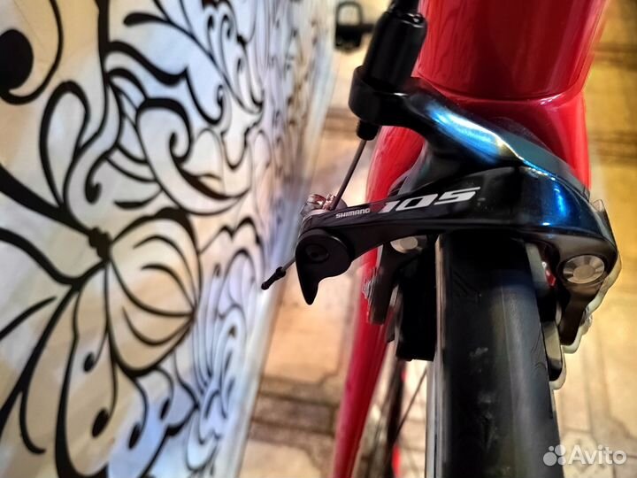 Карбоновый шоссейный велосипед Specialized