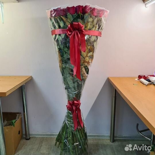 Букет роз 101 роза 51 роза