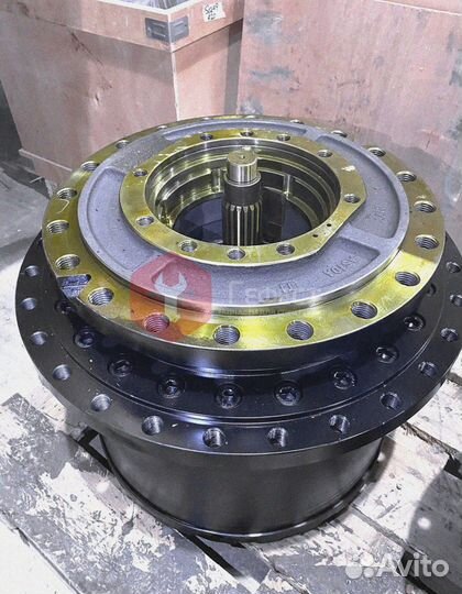 Бортовой редуктор Doosan S420LC-V 401-00005A