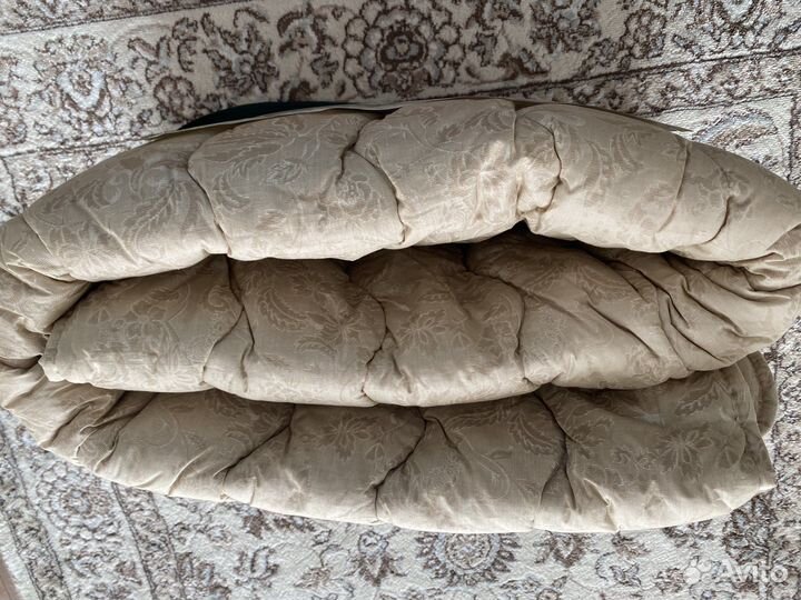 Одеяло двухспальное из льняного волокна