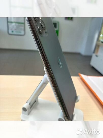 iPhone 11 Pro Max, 64 ГБ