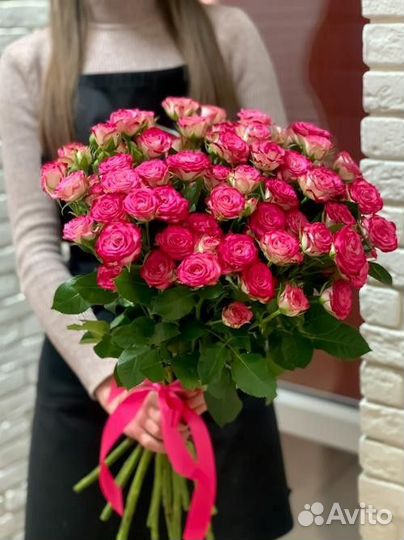 Кустовая роза букет №565