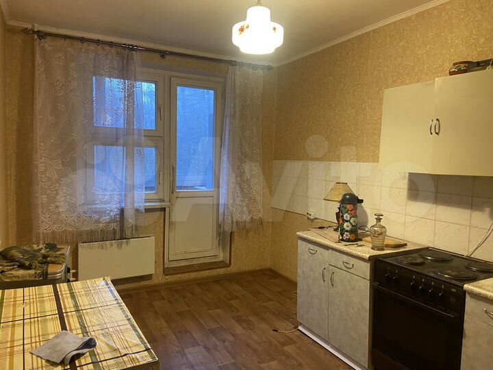 2-к. квартира, 55 м², 4/14 эт.