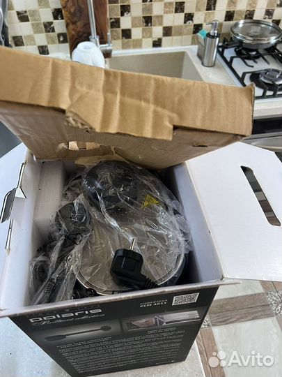 Кофеварка рожковая Polaris PCM 4011