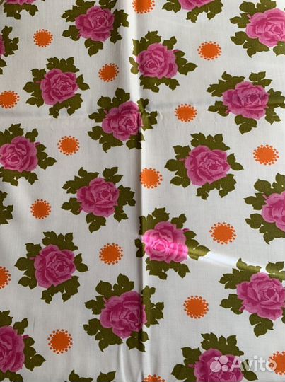 Отрезы тканей советских времен из хлопка и шелка