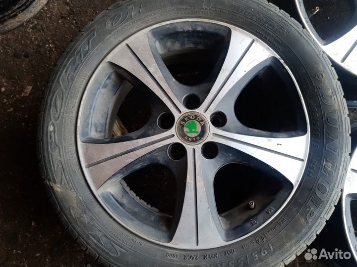 Диск литой R15 Шкода Фабиа 2