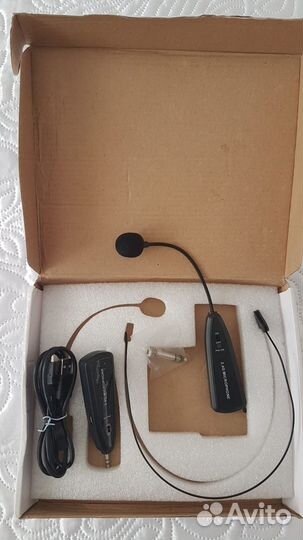 Головной микрофон