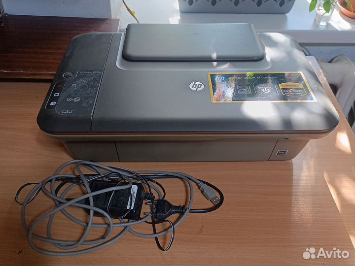 Мфу струйный HP Deskjet 2050A