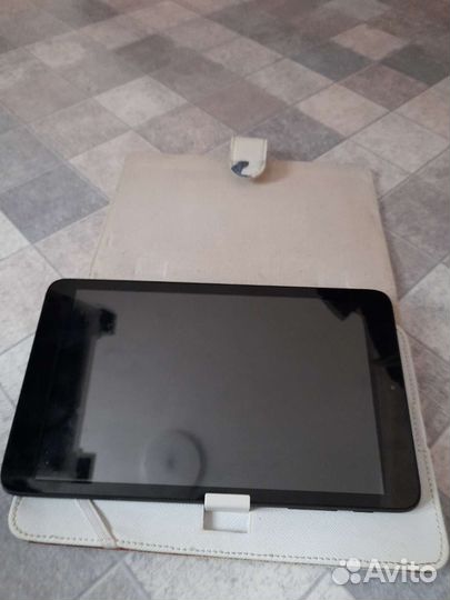 Планшеты бу на запчасти