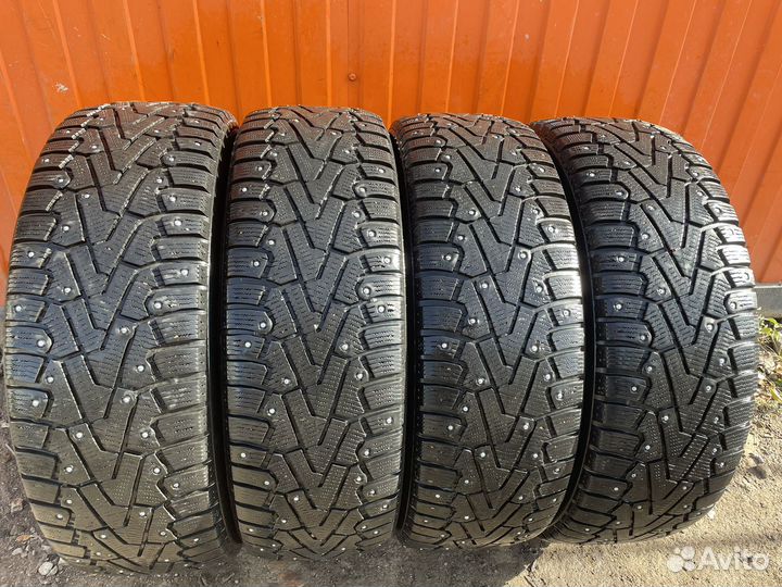 Pirelli Ice Zero 225/65 R17