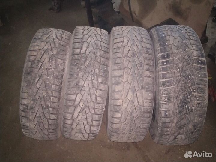 Contyre Arctic Ice 3 215/65 R16 98T