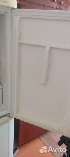 Холодильник на запчасти