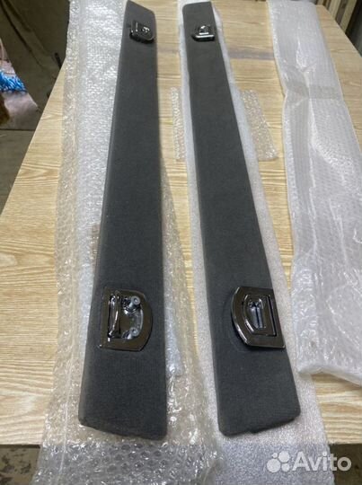 Крючки крепления груза