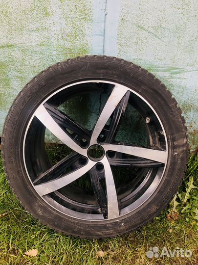 Dunlop SP Winter Ice 03 245/45 R18 100W