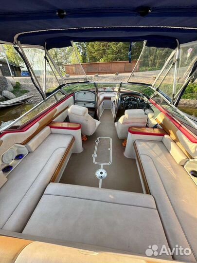 Прогулки на катере по озеру Селигер