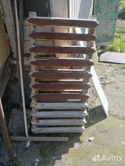 Батарея чугунная