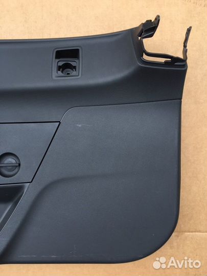Обшивка крышки багажника Bmw 6 G32
