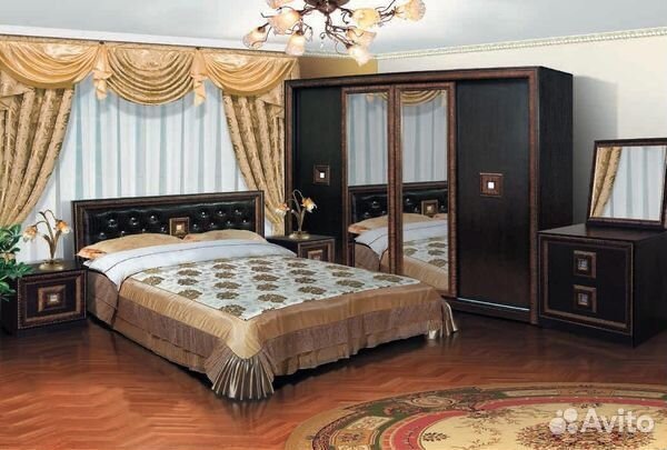 Спальный гарнитур 