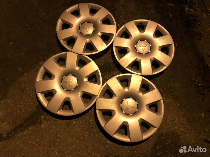 Колпаки R16 Мицубиси