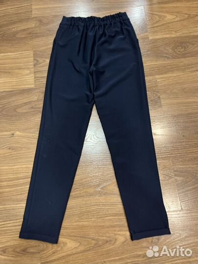 Костюм (пиджак и брюки) подростковый рост 152-158