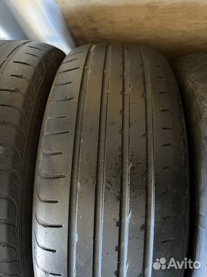 Nexen N8000 235/65 R17 104H