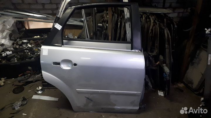 Ford focus 2007 дверь задняя правая