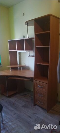 Компьютерный стол