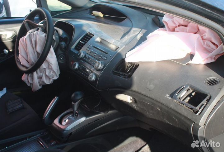 Honda Civic 8 FD1 4D, 1.8 л., R18A1, АКПП