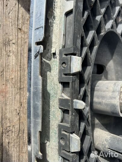 Решетка радиатора ford focus 2