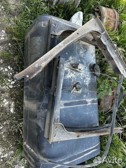 Топливный бак 350л