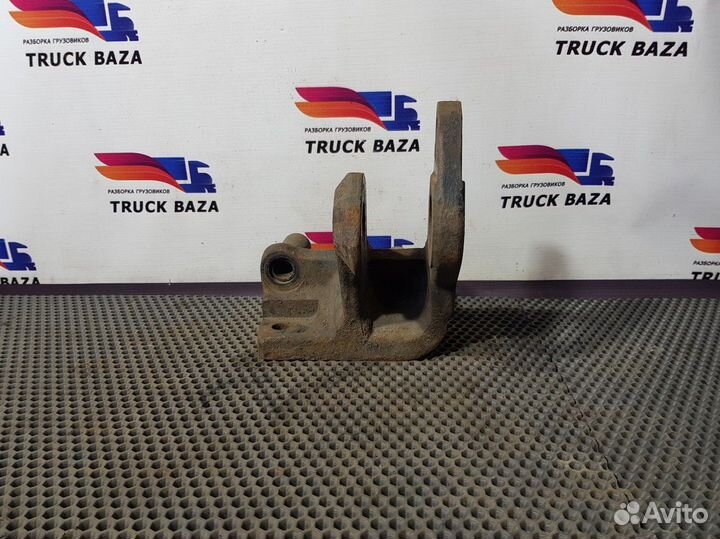 A9303100963 Кронштейн торсиона кабины левый