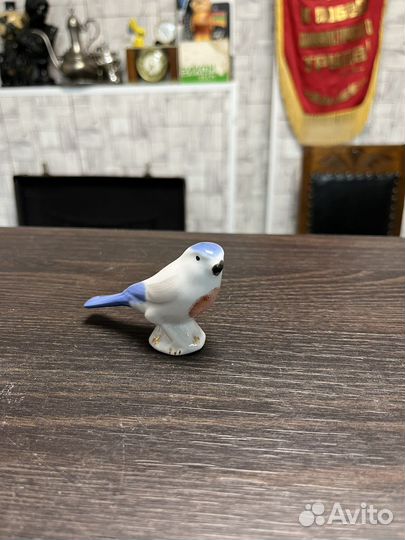 Статуэтки фарфор