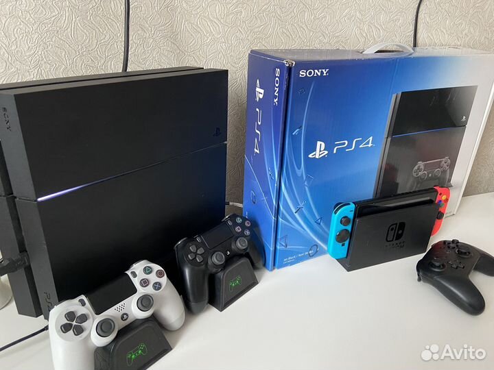 Прошитая Sony PS4 Много игр, доп аксессуары