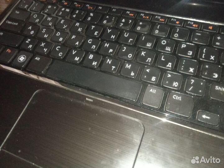 Dell inspiron n5110 i3-2310M, 2,1 GHz/6 GB/500GB