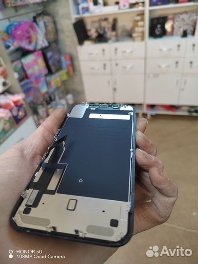 Дисплей на iPhone 11