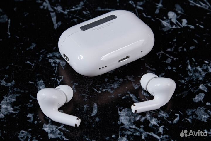 Наушники Apple AirPods Pro / Pro 2 + Чехол