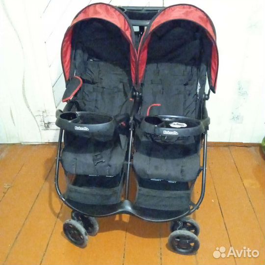Коляска для двойни