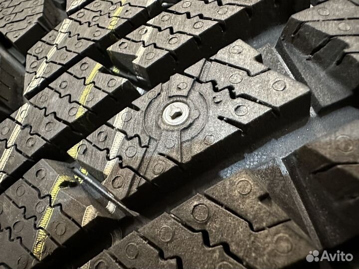 Gislaved Nord Frost 200 225/40 R18 91T