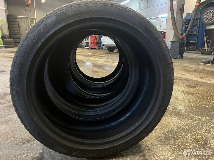 Pirelli Scorpion 325/35 R22 и 285/40 R22