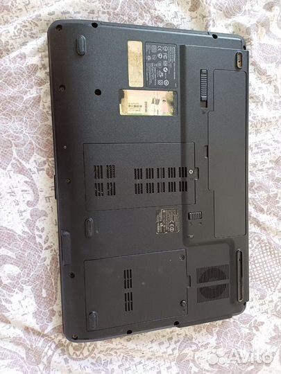 Ноутбук EMachines E725