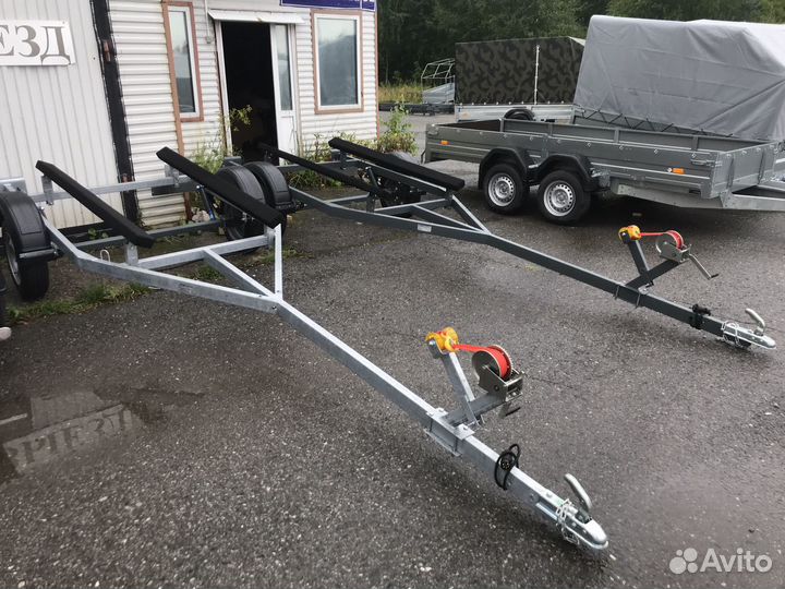 Прицеп для лодки 4,5м