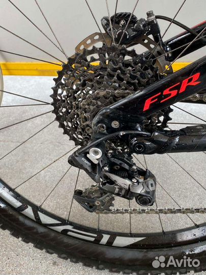 Карбоновый Specialized Stumpjumper Expert 6Fattie