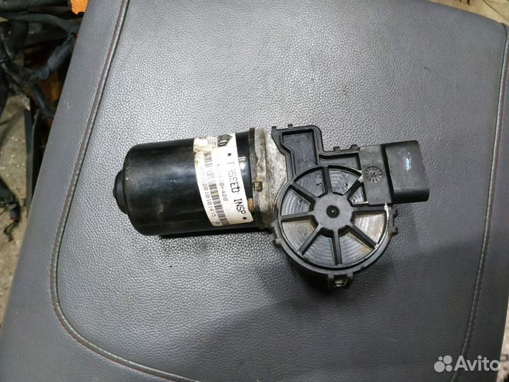 Мотор стеклоочистителя Додж Рам