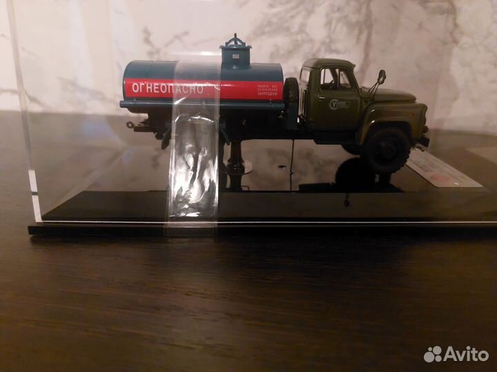 Ац-4,2 на базе газ-53А 1980г. Огнеопасно DIP model