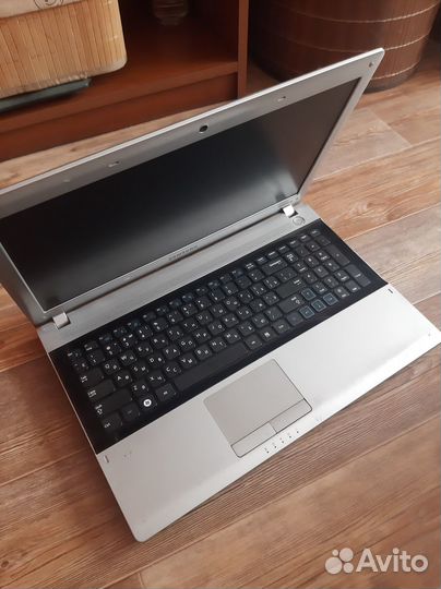 Samsung Ноутбук видеокарта 1Gb для работы учебы