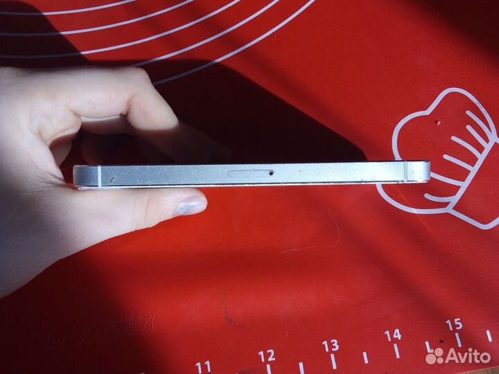iPhone 5, 16 ГБ