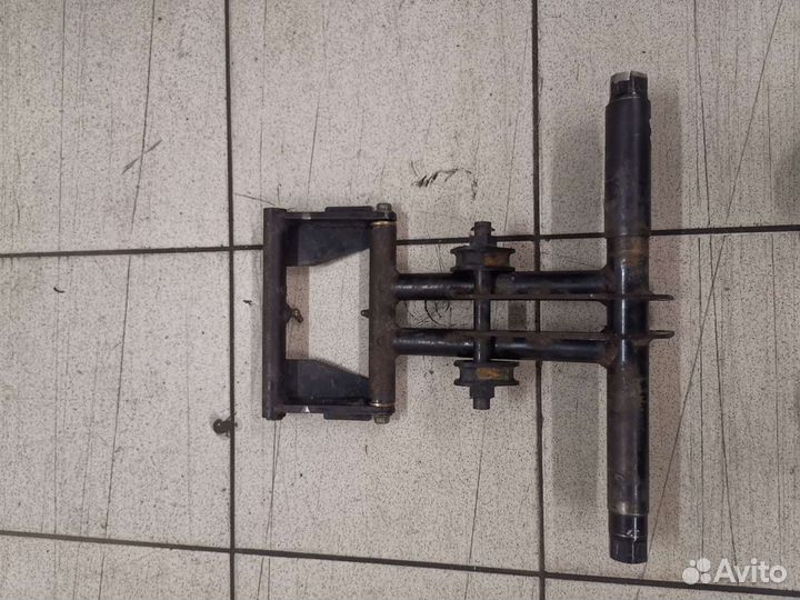 Рычаг маятник задний Arctic cat tz1