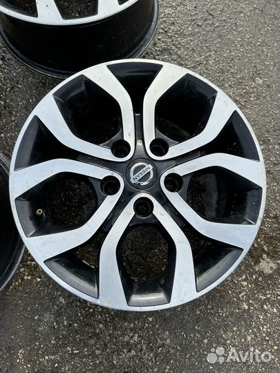 Nissan Terrano диски R16 комплект