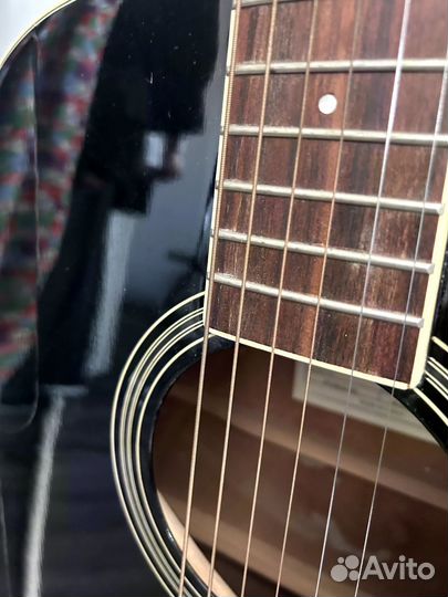 Электрогитара ibanez